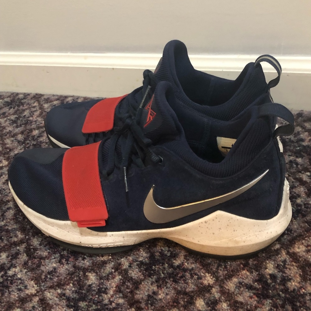 Nike PG 1 blue with red strap